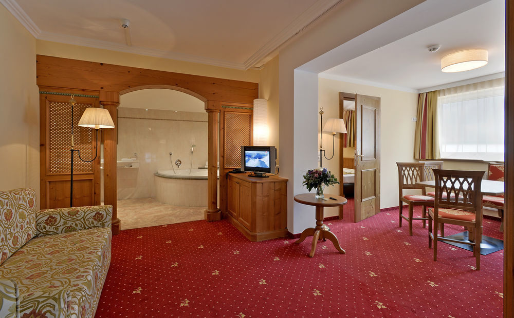 Hotel Gasthof Bruecke Mayrhofen Esterno foto