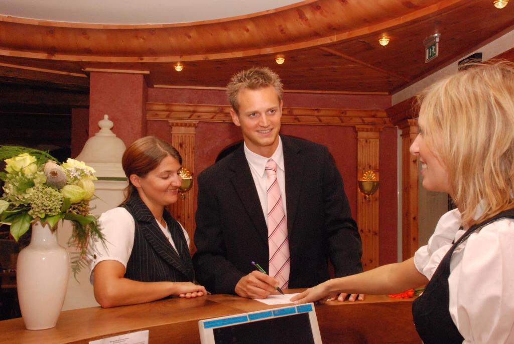 Hotel Gasthof Bruecke Mayrhofen Esterno foto
