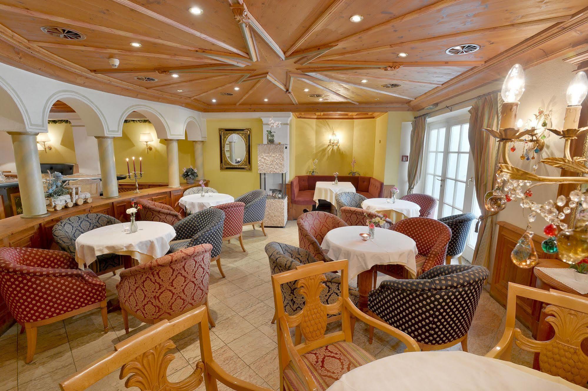Hotel Gasthof Bruecke Mayrhofen Esterno foto